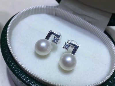 elegant 8-9mm south sea round white pearl earring 925s