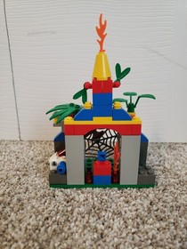 LEGO Adventurers 5936 Spider's Secret 