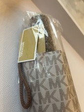 Michael Kors Women’s BNWT Umbrella Vanilla 