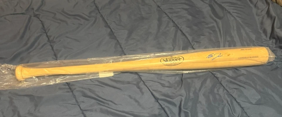 Sal Frelick -  Signed Louisville Slugger Black Bat (Beckett)  Milwaukee Brewers - Image 2 of 4