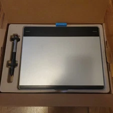 Wacom Drawing Tablet With Pen CTH-680 Intuos Medium Creative Pen/Touch Tested ✅