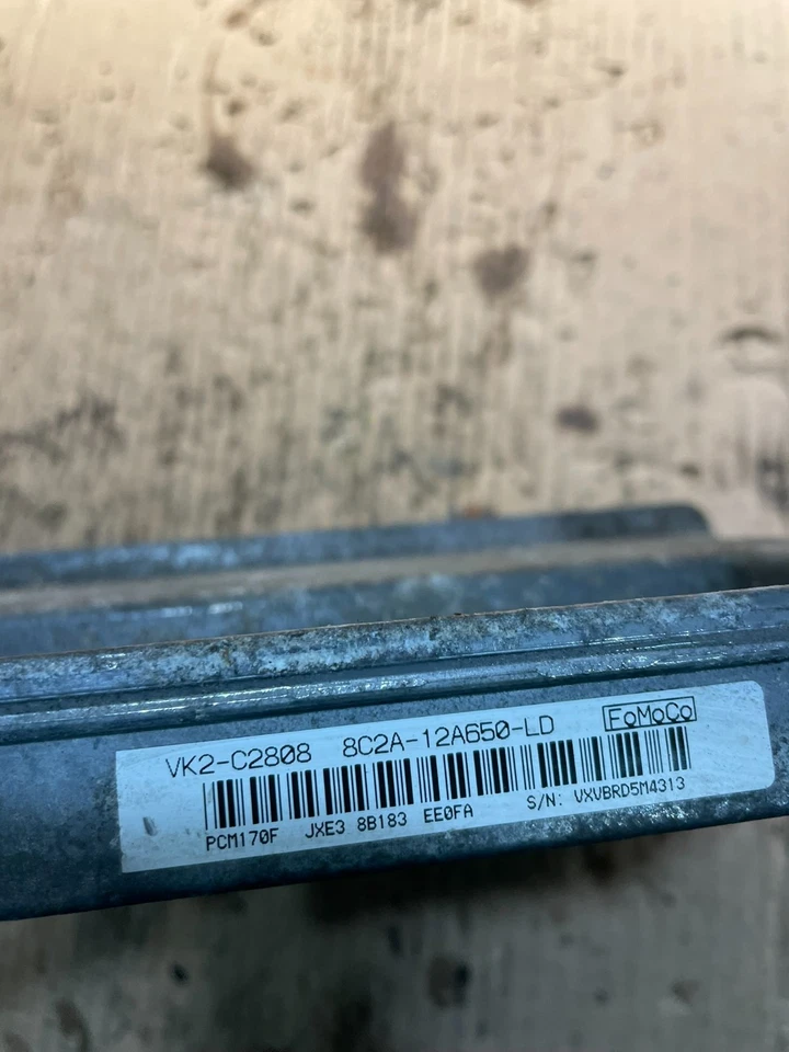 2008  Ford E250 E350 5.4L Van Engine Control ECU Computer Module V2068 DG - Image 4 of 4