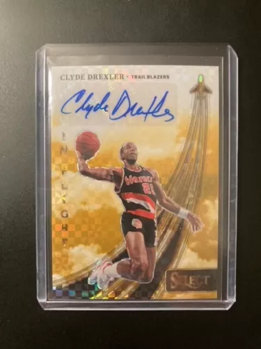 2023-24 Panini Select Clyde Drexler Gold Prizm In Flight Auto /10 #IFS-DRX