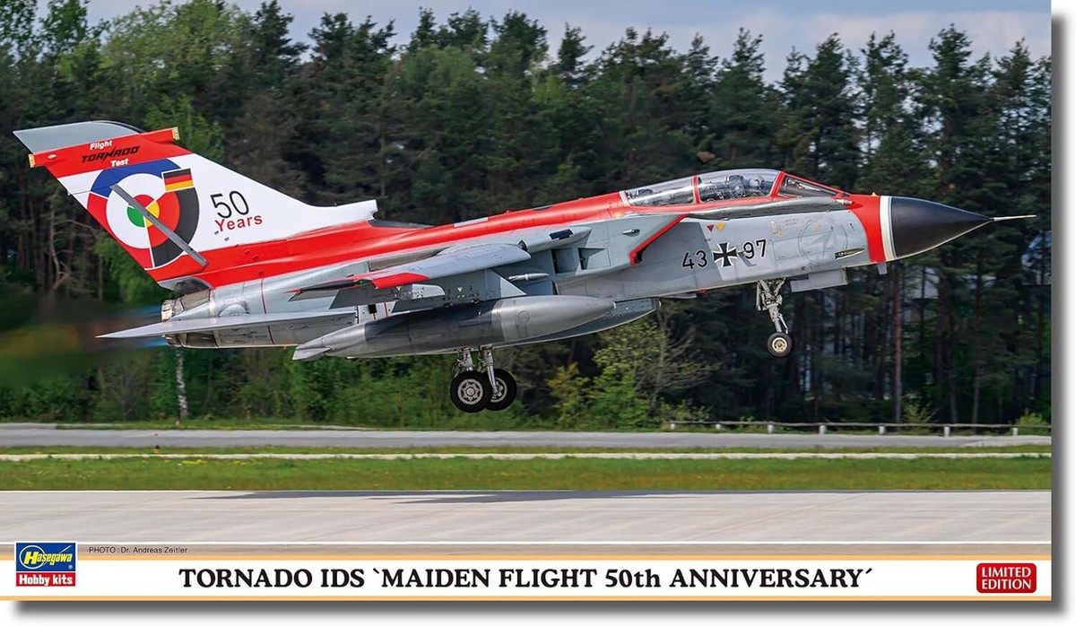 Hasegawa 1/72 TORNADO IDS MAIDEN FLIGHT 50th ANNIVERSARY Model Kit
