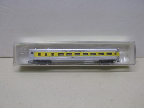 MODELO POWER ~ COCHE DE PASAJEROS UNION PACIFIC OBSERVATION # 3348 ~ ESCALA N ~ LOTE D | Zustand: New