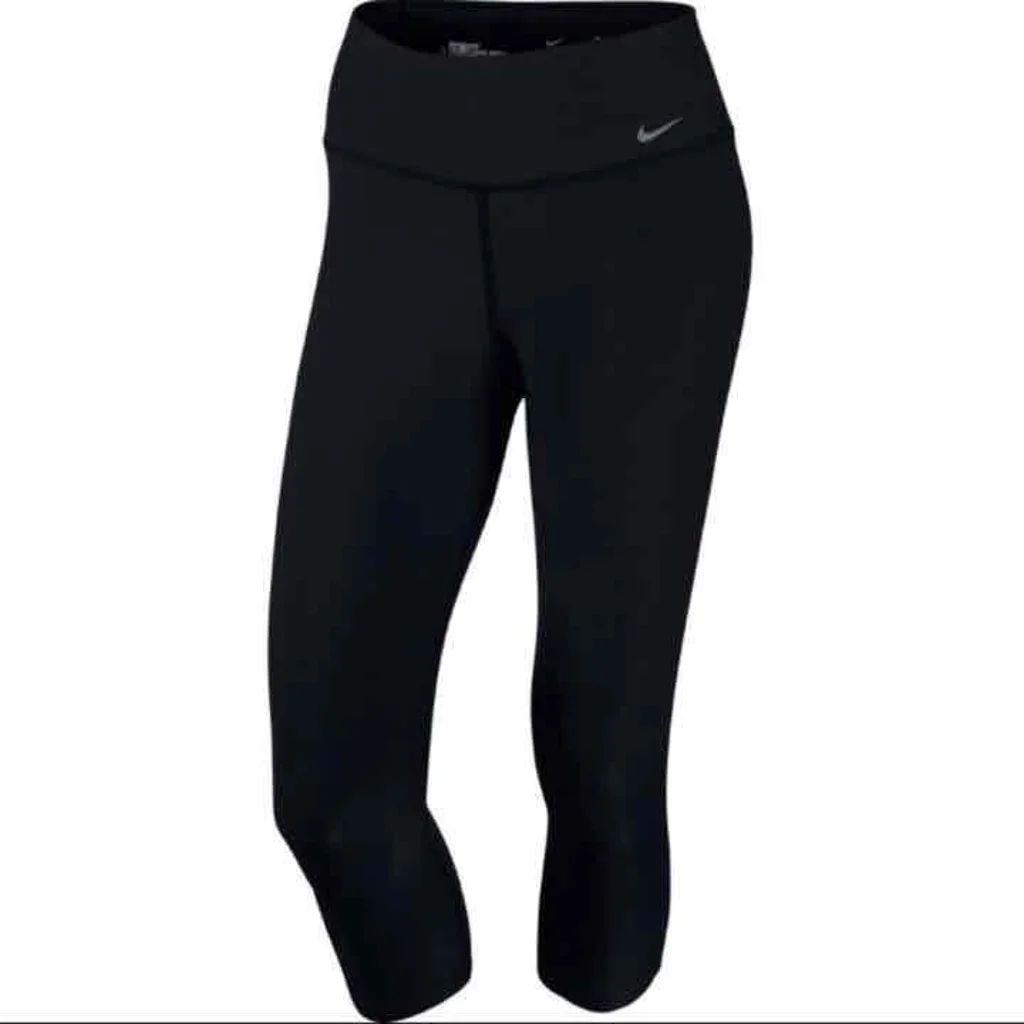 nike power legendary capri