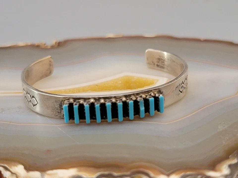 Vtg Zuni Sterling Silver Needlepoint Turquoise Childs Cuff Bracelet Signed RL - Image 4 of 4