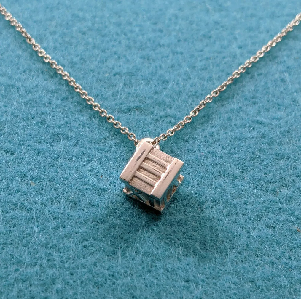 Tiffany and 2024 co atlas necklace