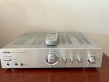 Amplificateur Teac Distinction A1D et télécommande Teac RC-L2