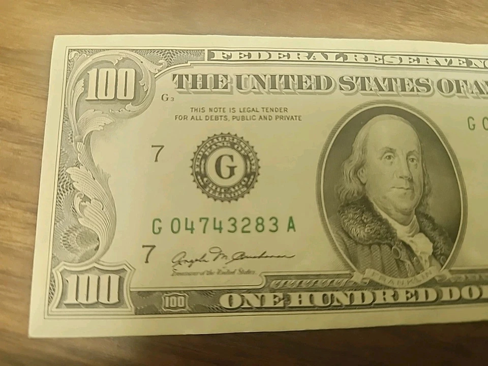 Series 1981 $100 Bill * CHICAGO * G 0443283 A - Image 3 of 4