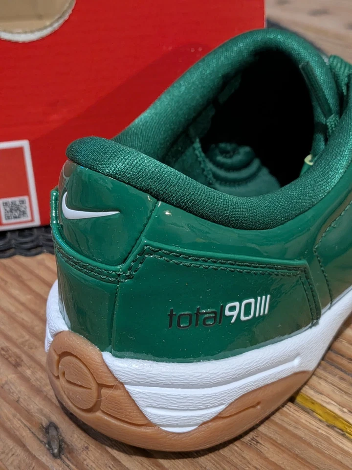 Nike Total 90 T90 WMNS vert/blanc baskets femme EU 39 IB5666 300 - Photo 2/4
