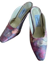 Vintage 1980 s Harris Prestige Red Brocade Backless Slip On Heels Size 8M