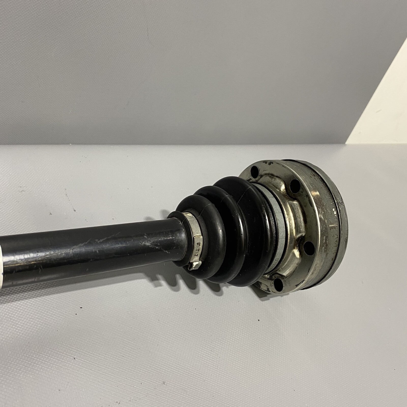 MASERATI GRANCABRIO GT GRANTURISMO AXLE SHAFT RIGHT REAR 2011 12 13 14 2015 OEM