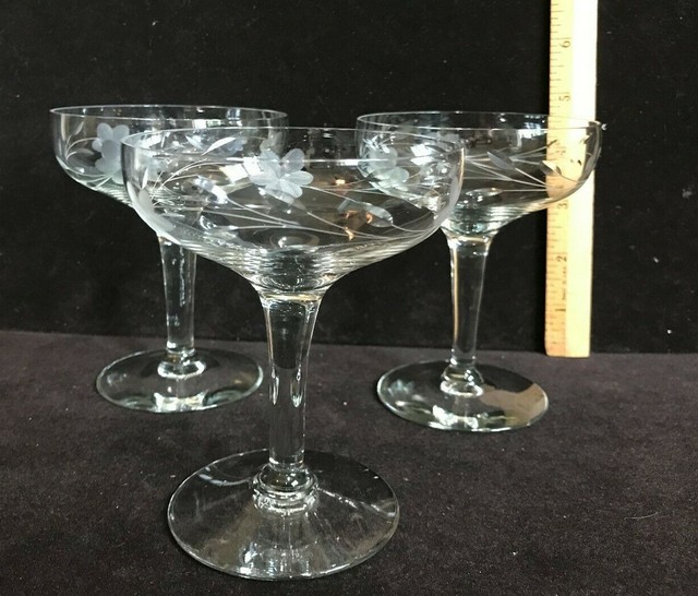Cut & Etched CrystalWine/Champagne/Sherbet GlassesFloral PatternSet