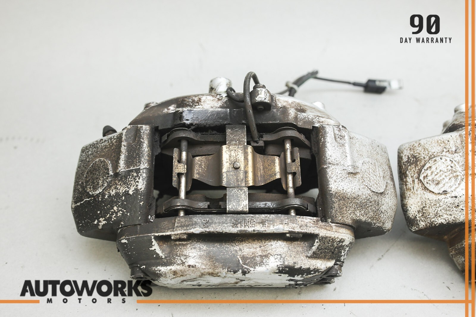 04-08 Maserati Quattroporte M139 Front Left & Right Brake Caliper Brembo Set OEM
