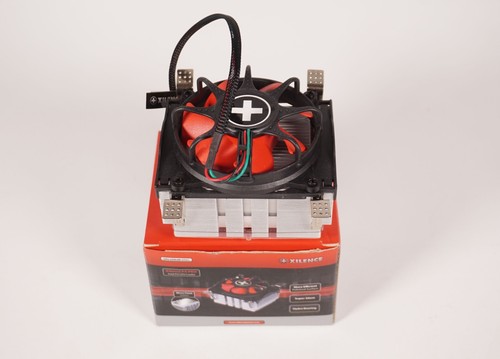 Original Xilence P4 Pro Lüfter Kühler COO-XPCPU.P4.Pro mit roten Flügeln mit OVP