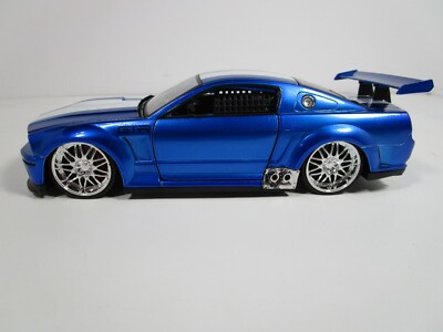 JADA 1/24 DUB CITY BLUE/WHITE FORD MUSTANG GT-R CONCEPT NEW *PAINT