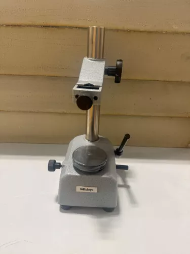 Mitutoyo 215-120-10 Series 526 Bore Guage Stand Opened but Never Used