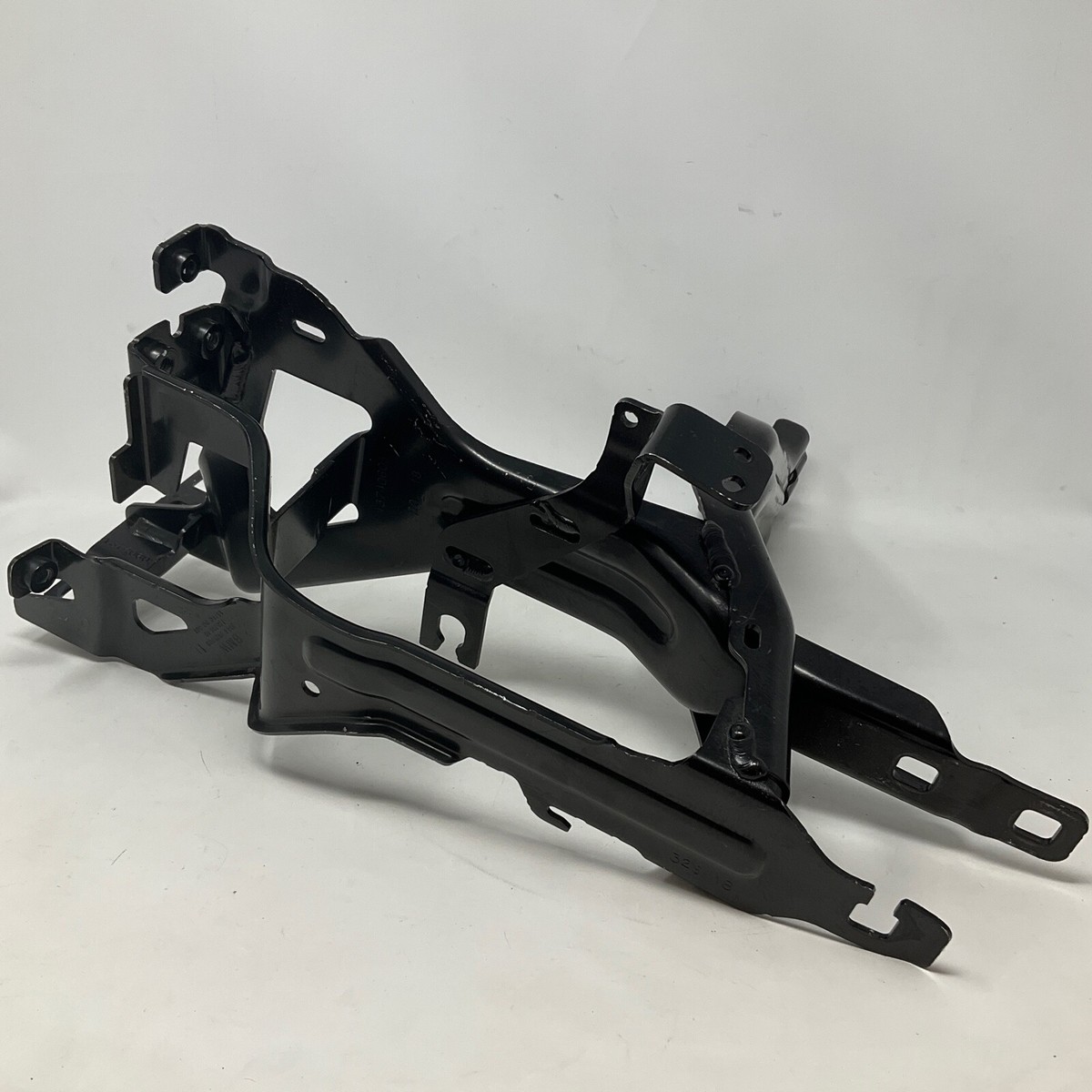 BMW X5 G05 X6 G06 X7 G07 19-21 Front Left Headlight Mount Bracket