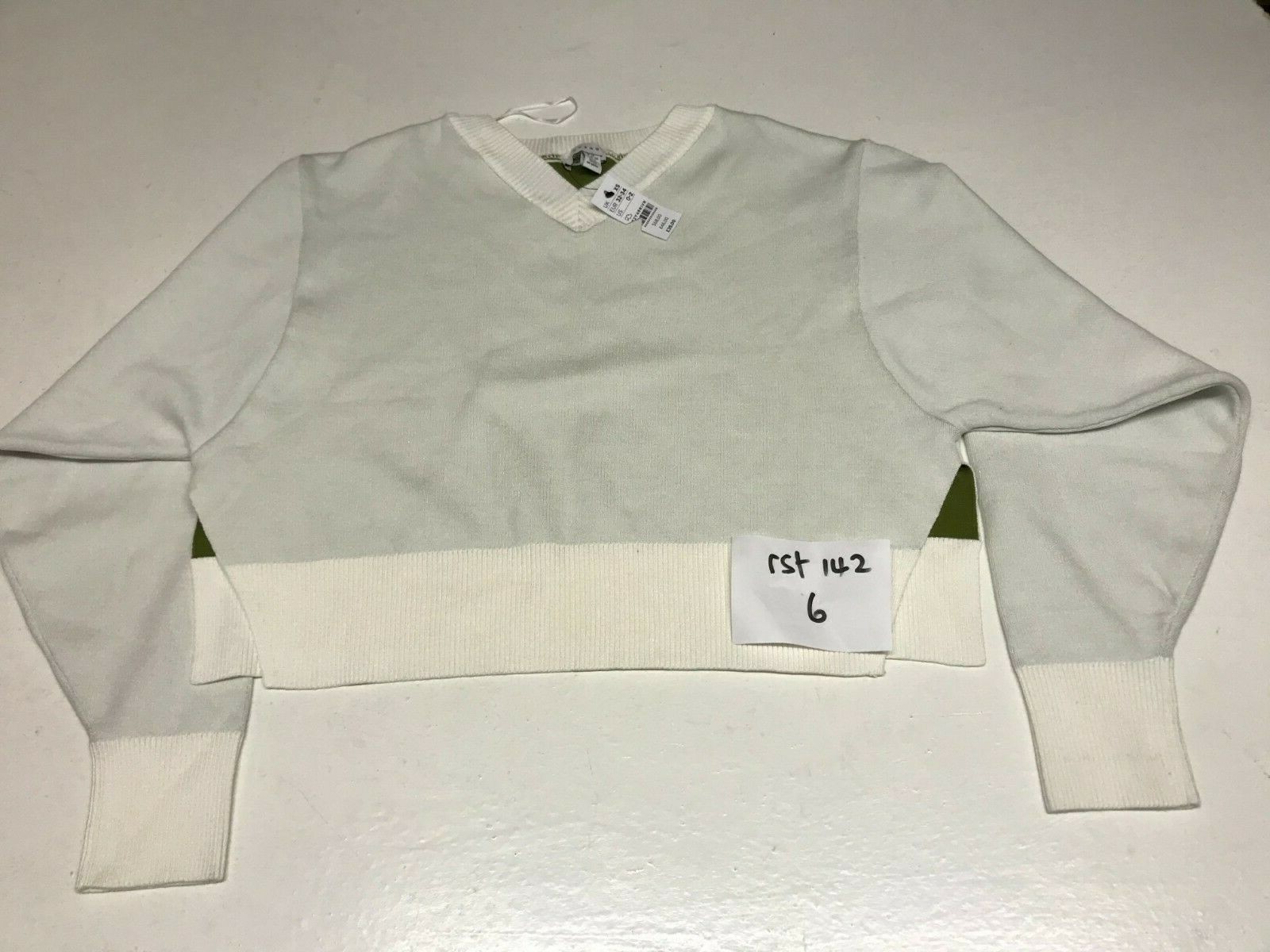 Ex TOPSHOP Ivory Cropped V-Neck Jumper 
