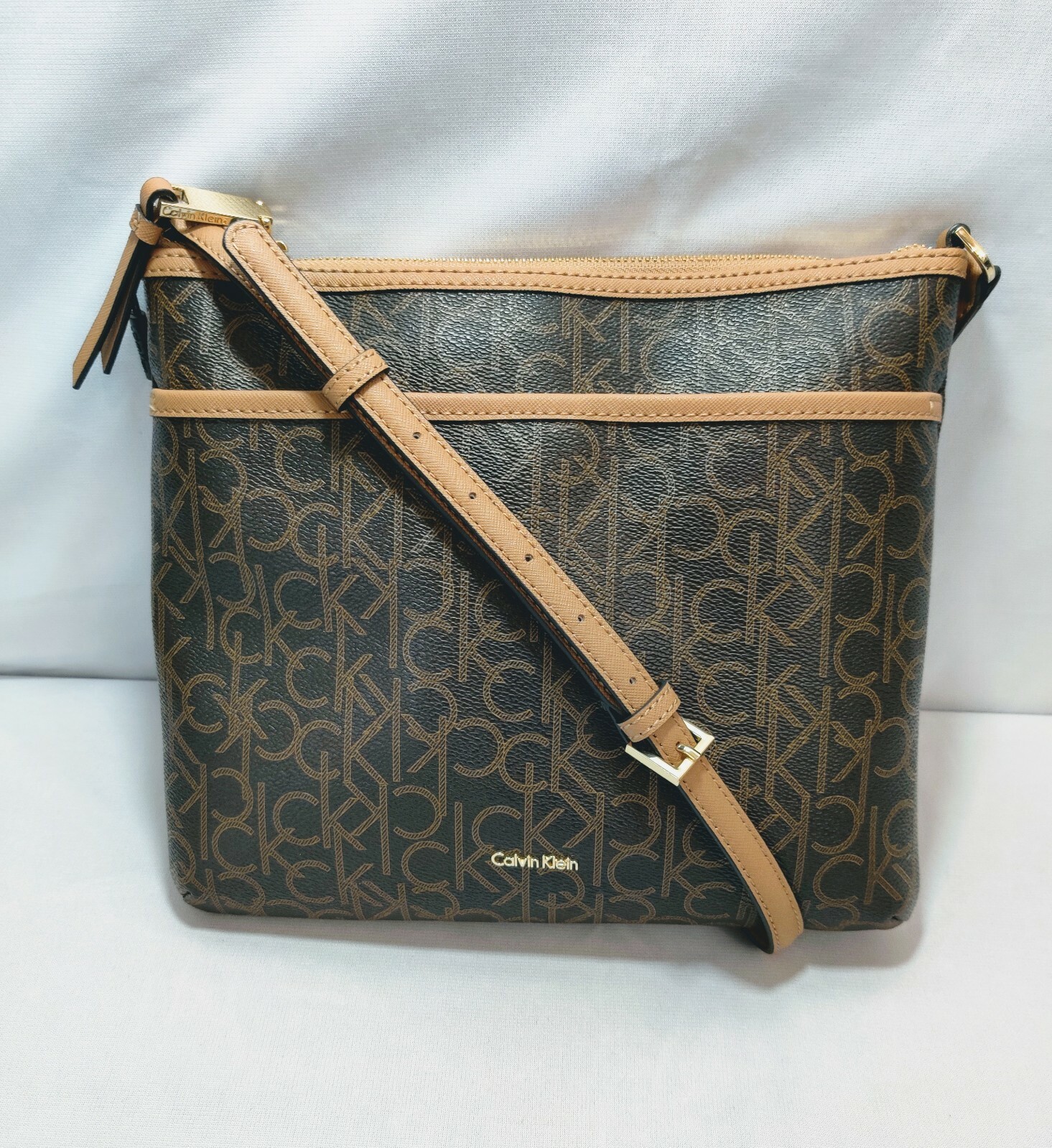 calvin klein hudson signature crossbody