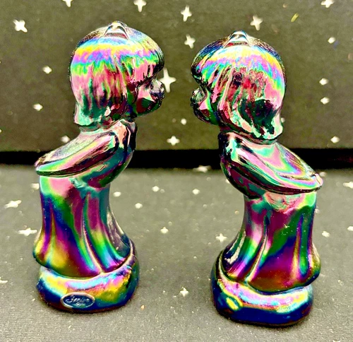 VTG Fenton Glass 2 Kissing Girl Figurines Amethyst Carnival Glass 4.5" 1980's