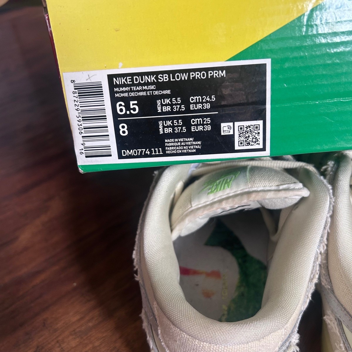 Nike SB Dunk Low Mummy Womens 8 Limited Edition DM0774-111 Box