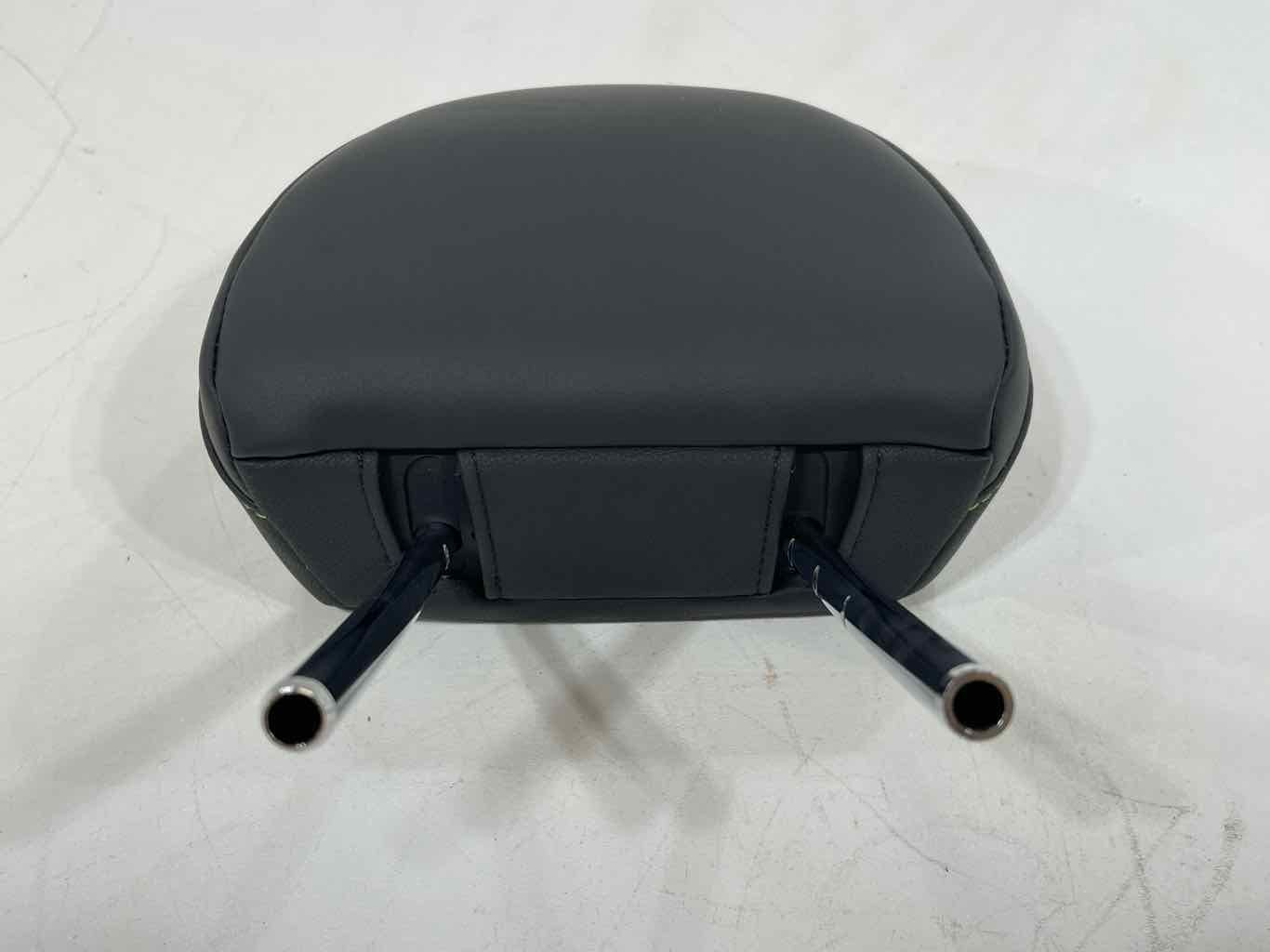 Fits 22 - 25 SUBARU LEGACY OUTBACK Front LH Driver Headrest Gray Leatherette OEM