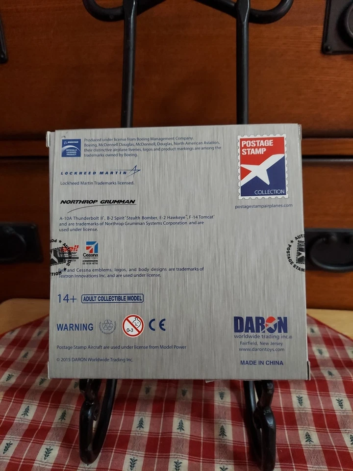 Daron PS5399-2 F-16 Fighting Falcon Thunderbirds Diecast 1:126 Scale NIB  - Image 3 of 4