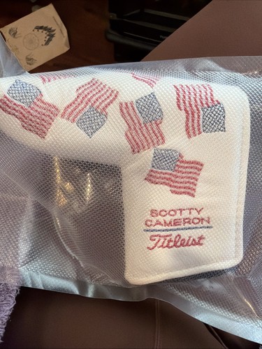 New Scotty Cameron Mini Dancing Flag Team USA White Putter Cover