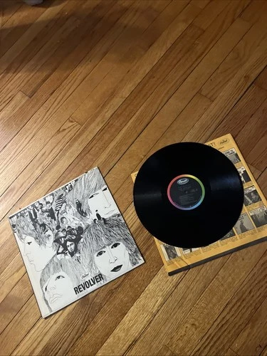 New ListingThe Beatles Revolver MONO U.S.  Aug 1966 LP – T 2576 SCRANTON PRESSING VG+