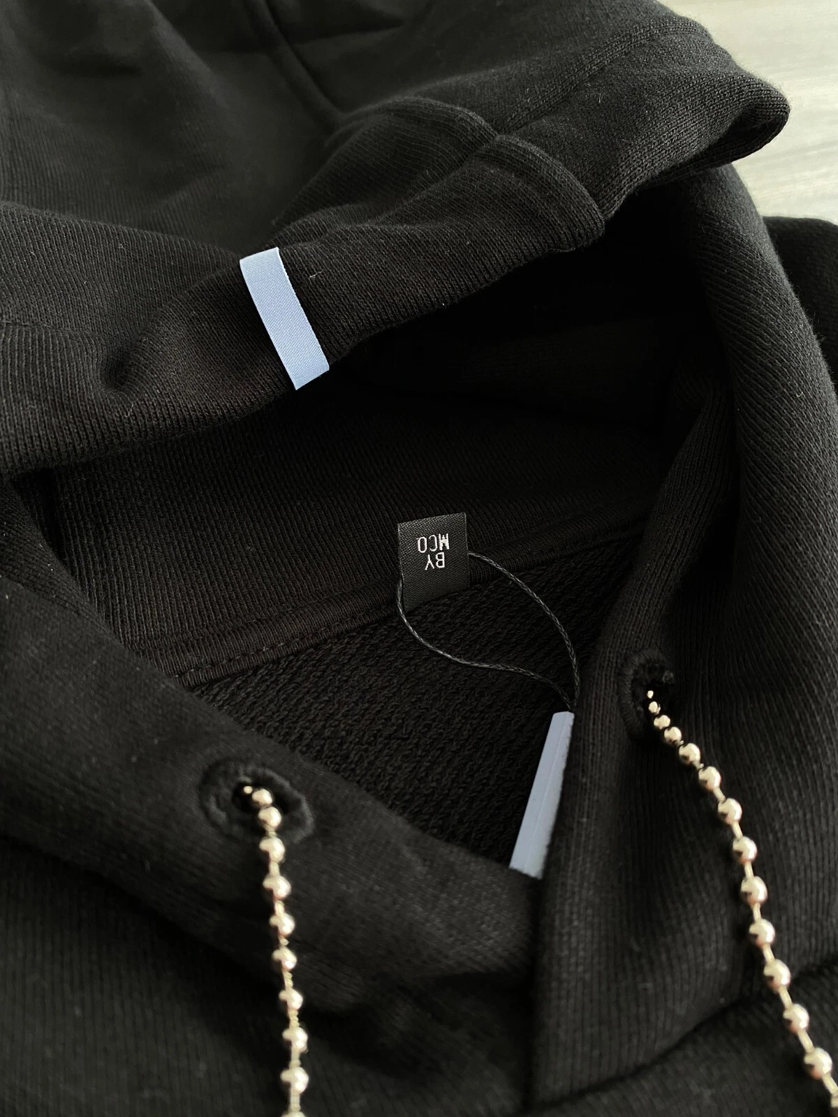 Felpa con cappuccio McQ di Alexander McQueen grande EDEN BOY stampata grafica nera