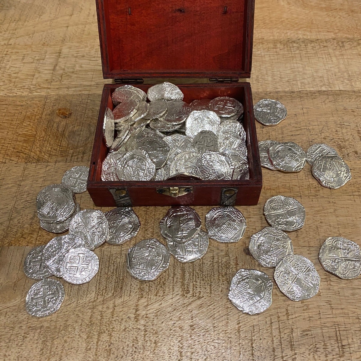 新品未使用　「Pirates Pieces of Eight」純銀1oz 米国 Silver Pirate Coin Treasure Facsimile Hallmarked Piece Of Eight
