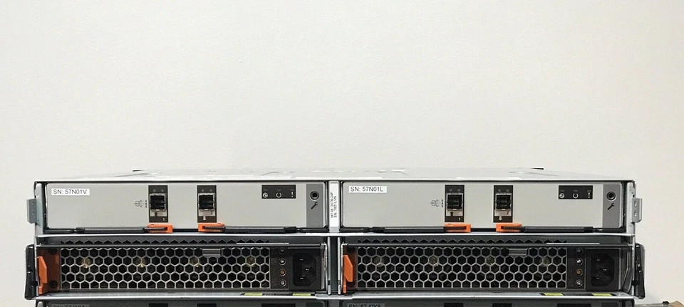 IBM Storwize V7000 Gen2 22x 300GB 15k Expansion 2x PSU Rails 24x G2 2076-24F - Image 3 of 4