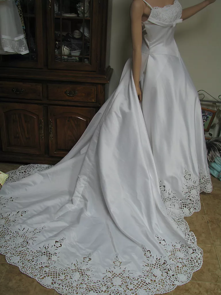 Eyelet top wedding dress