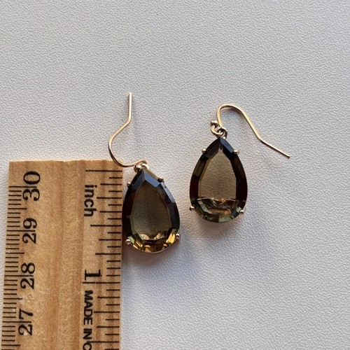 T Tahari Smokey Grey Faceted Dangle/Drop Earrings Gold Tone L0617 - Picture 4 of 7