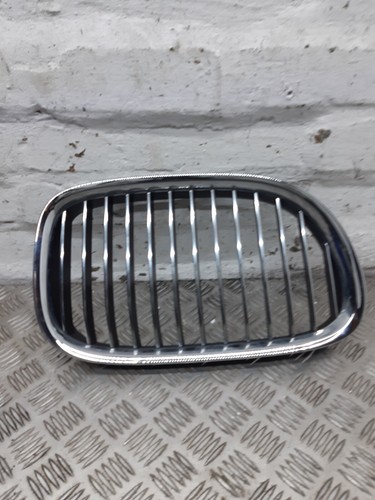 BMW 7 Serie F01 Vorne Stoßstange Nieren Kühlergrill Links 7211658 2009