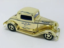 UK Kentucky Basketball 100TH SEASON 1932 Ford Coupe Ertl Diecast Bank