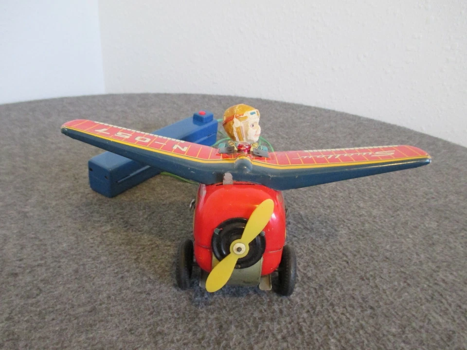 JUGUETES MODERNOS SWALLOW N-057 1960 AVIÓN DE BUCLE DE HOJALATA A BATERÍA FUNCIONA RARO Foto 3 de 4