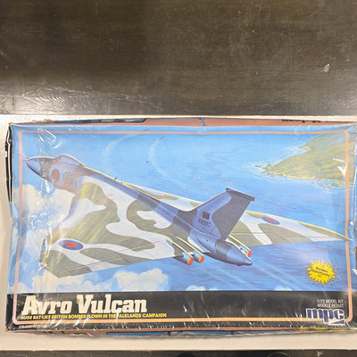 Airfix Avro Vulcan Airplane Kit 1/72 - Factory Sealed