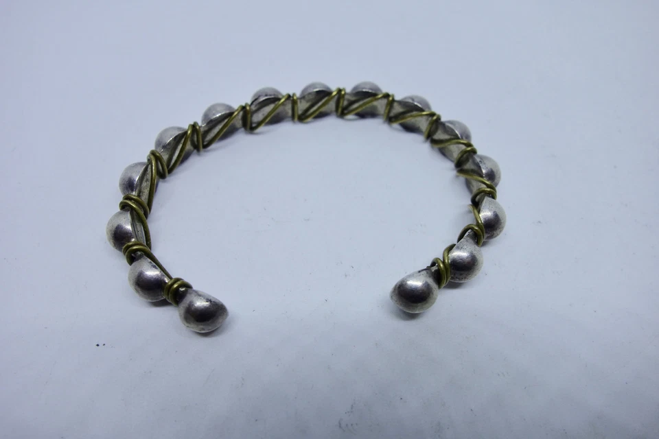 Pulsera brazalete Silpada de latón y ley de 6,5" Foto 4 de 4