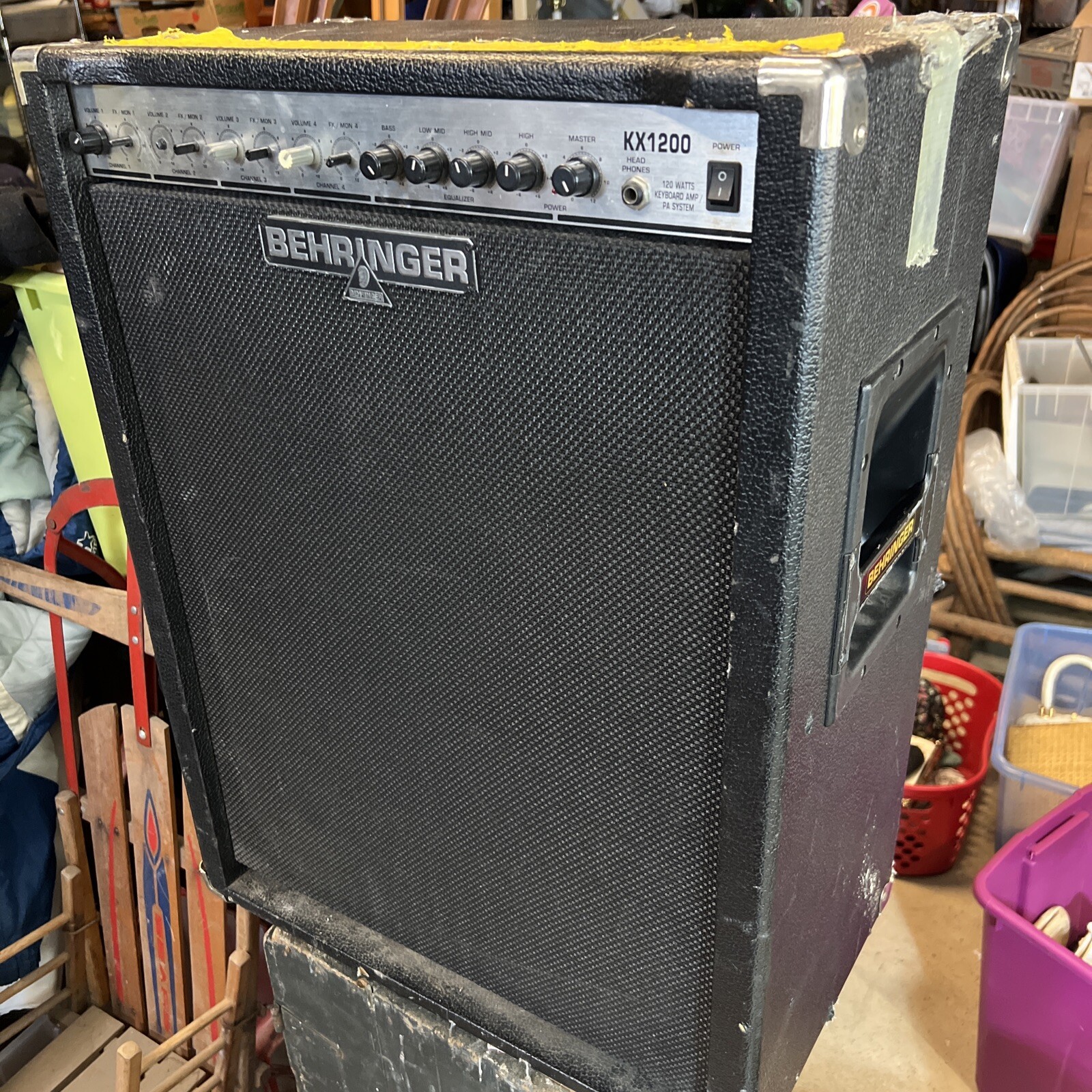 Behringer KX1200 Keyboard Amp 120 watt / pa system 4 channel tested C