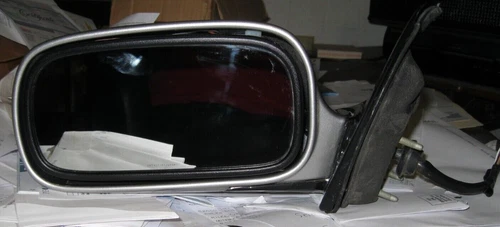 OEM 06-10 ? Cadillac DTS Left Driver Side View Mirror 7 Pin Wire Silver No Turn