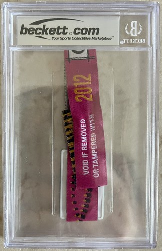 2012 TUPAC SHAKUR HOLOGRAM DEBUT COACHELLA ADMISSION WRISTBAND🎟️4/15/12 BECKETT - Picture 2 of 12