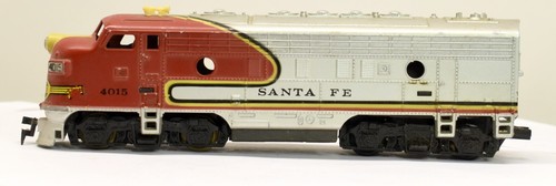 TYCO HO Scale SANTA FE F7A Powered Diesel Locomotive #4015 - Picture 4 of 8