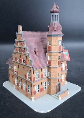 #ad Kirbri HO Scale #8300 Historical City Hall Building Fully Assembled $49.99