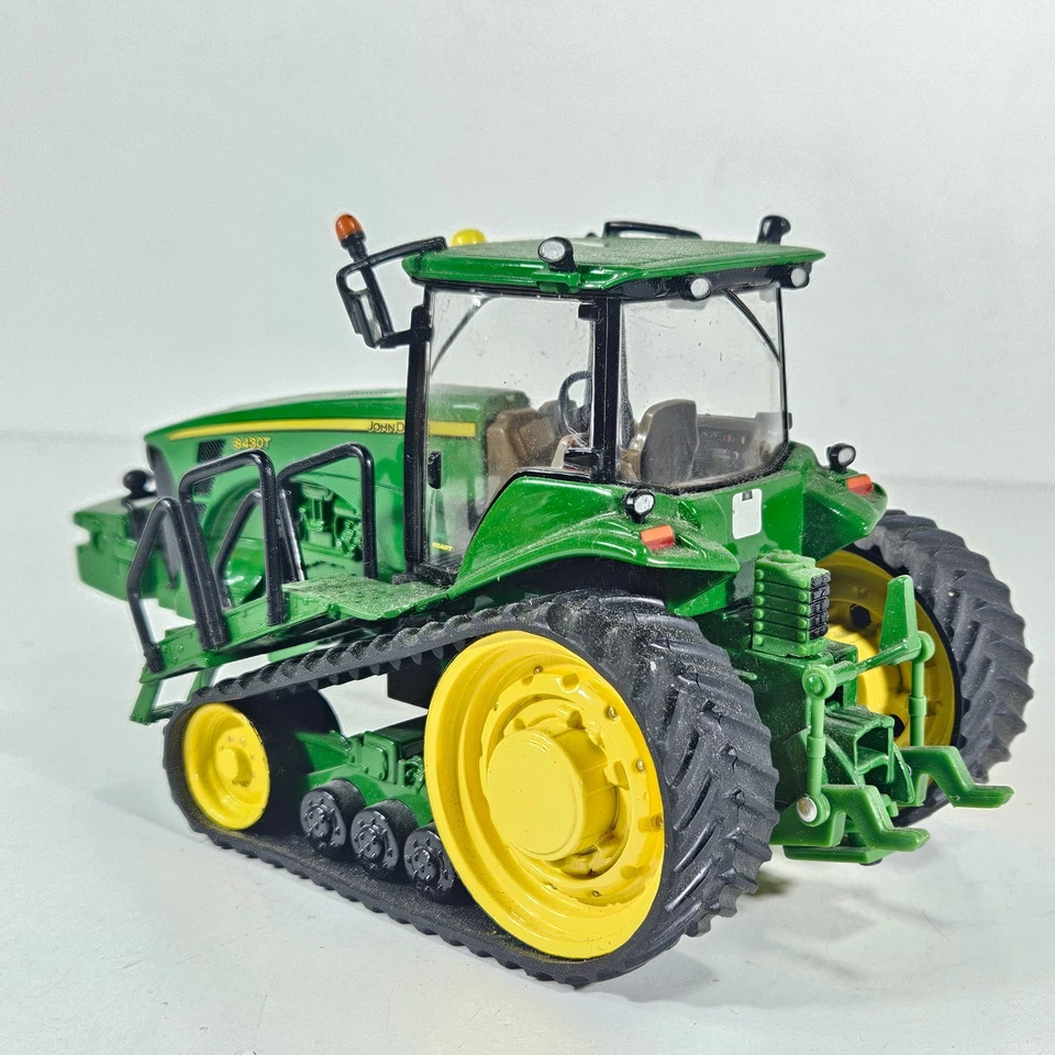 Britains Farm 1/32 John Deere 8430T Tracked Crawler Tractor Colour Green Unboxed - Image 3 of 4