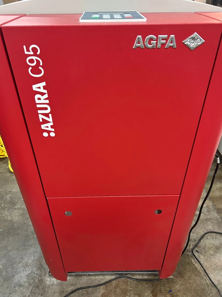 AGFA Azura C95 Plate Washout/Gumming Unit and delivery to the press room - Image 2 of 4
