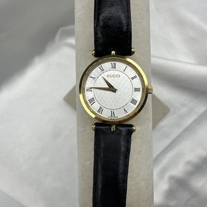 ‘80 GUCCI 2040M Gold plated Men Wristwatch. #012929.Side chip glass. New battery