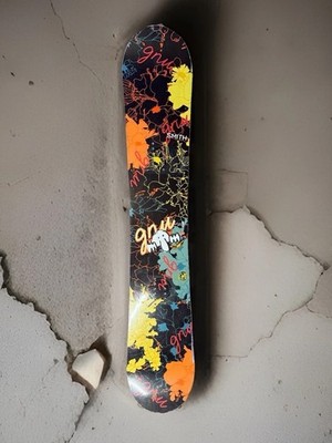 2011 GNU B NICE 145 BANANA TRACTION Snowboard